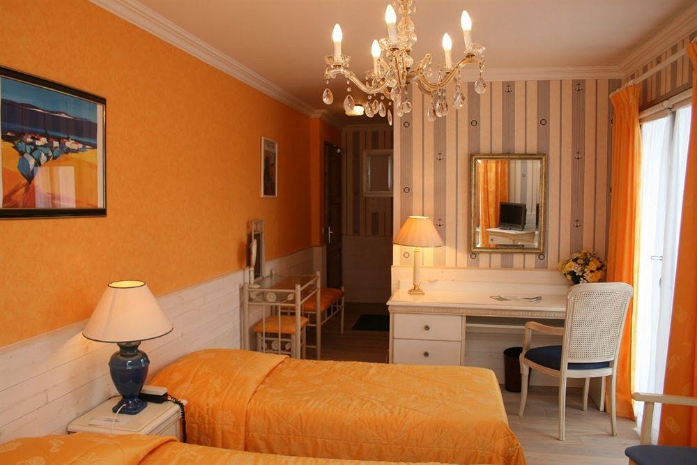 Hotel The Originals Residence De Rohan فو سور ميه المظهر الخارجي الصورة
