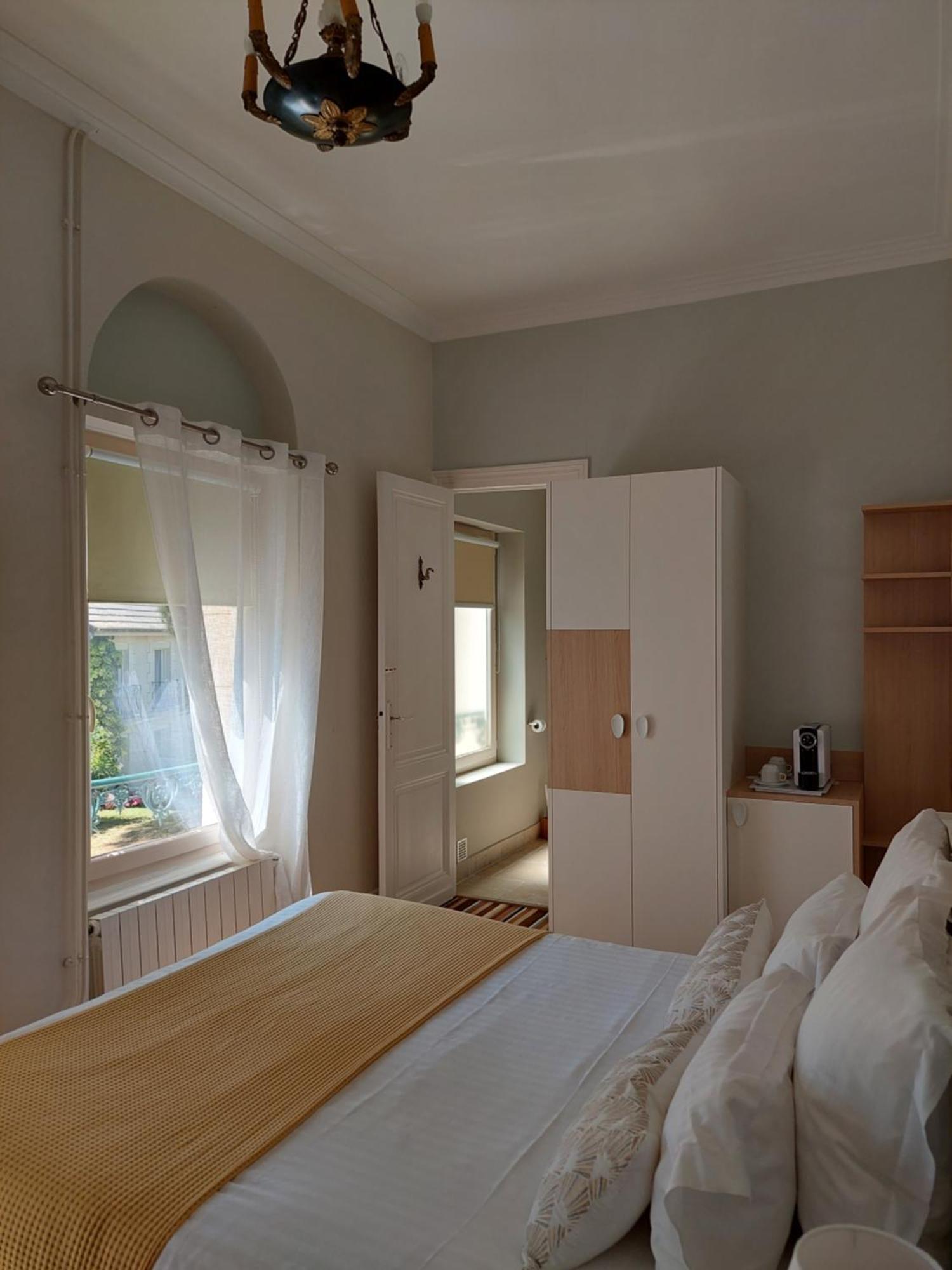 Hotel The Originals Residence De Rohan فو سور ميه المظهر الخارجي الصورة