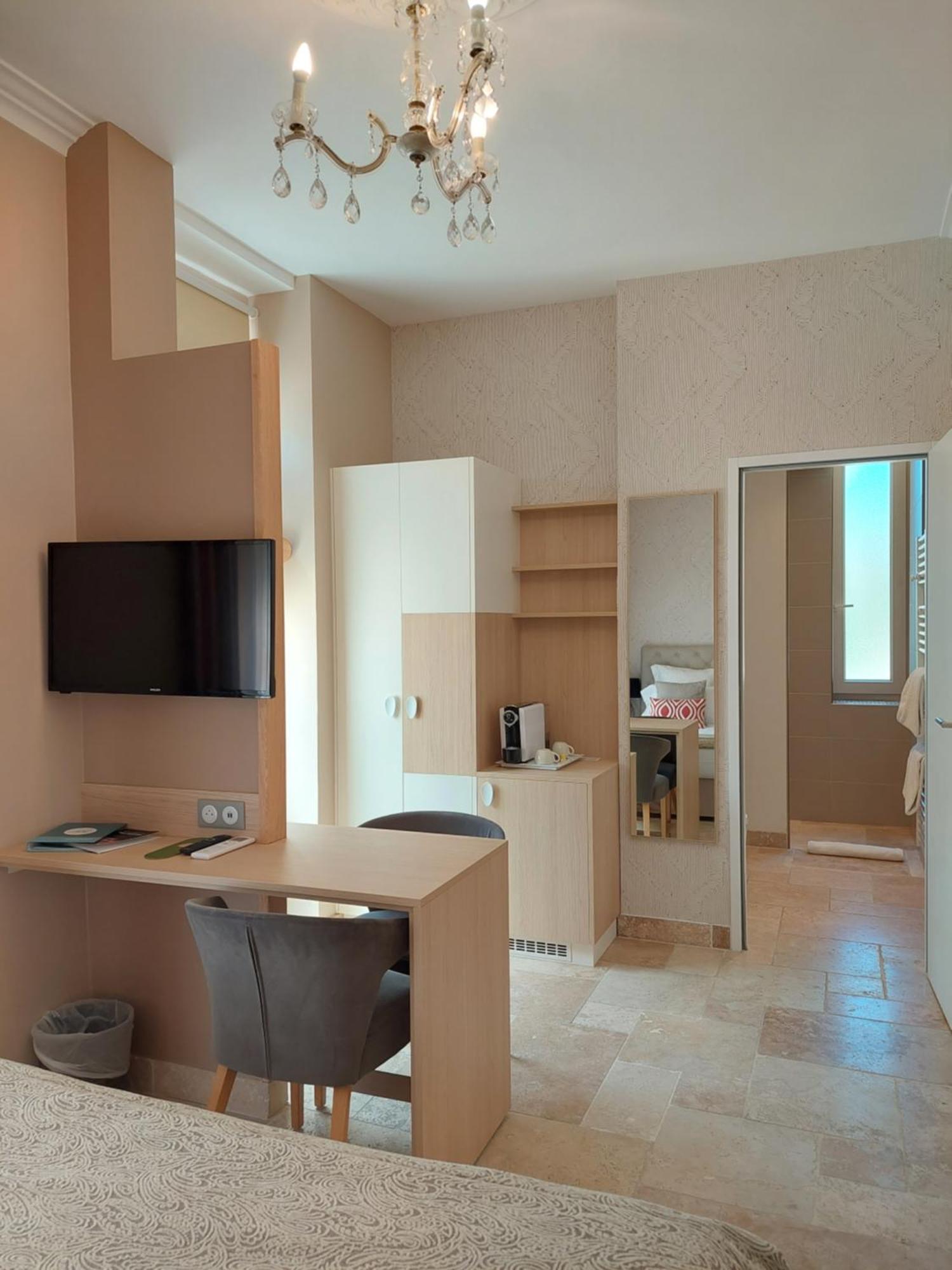 Hotel The Originals Residence De Rohan فو سور ميه المظهر الخارجي الصورة